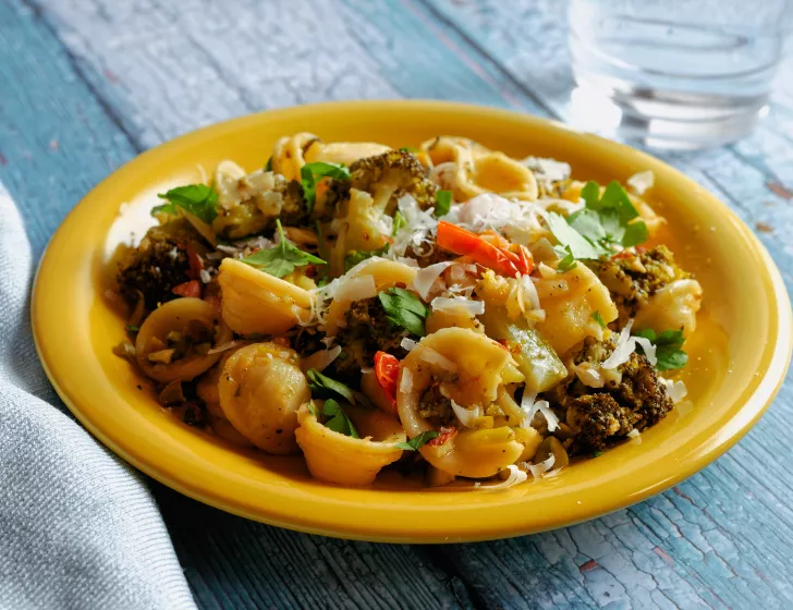 Orecchiette à la saucisse Italienne, sauce crèmée aux brocoli et tomates cerises.